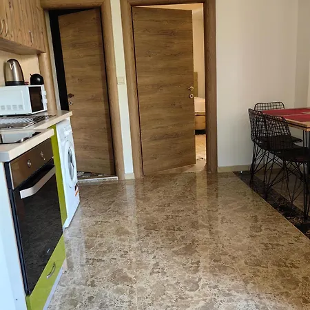 Διαμέρισμα Central City Apartment *